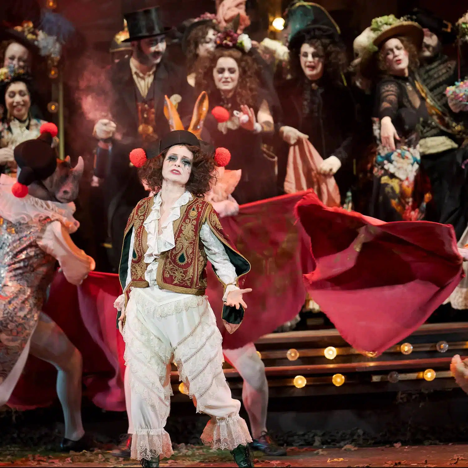 Foto vom Theaterstück: Das Spitzentuch