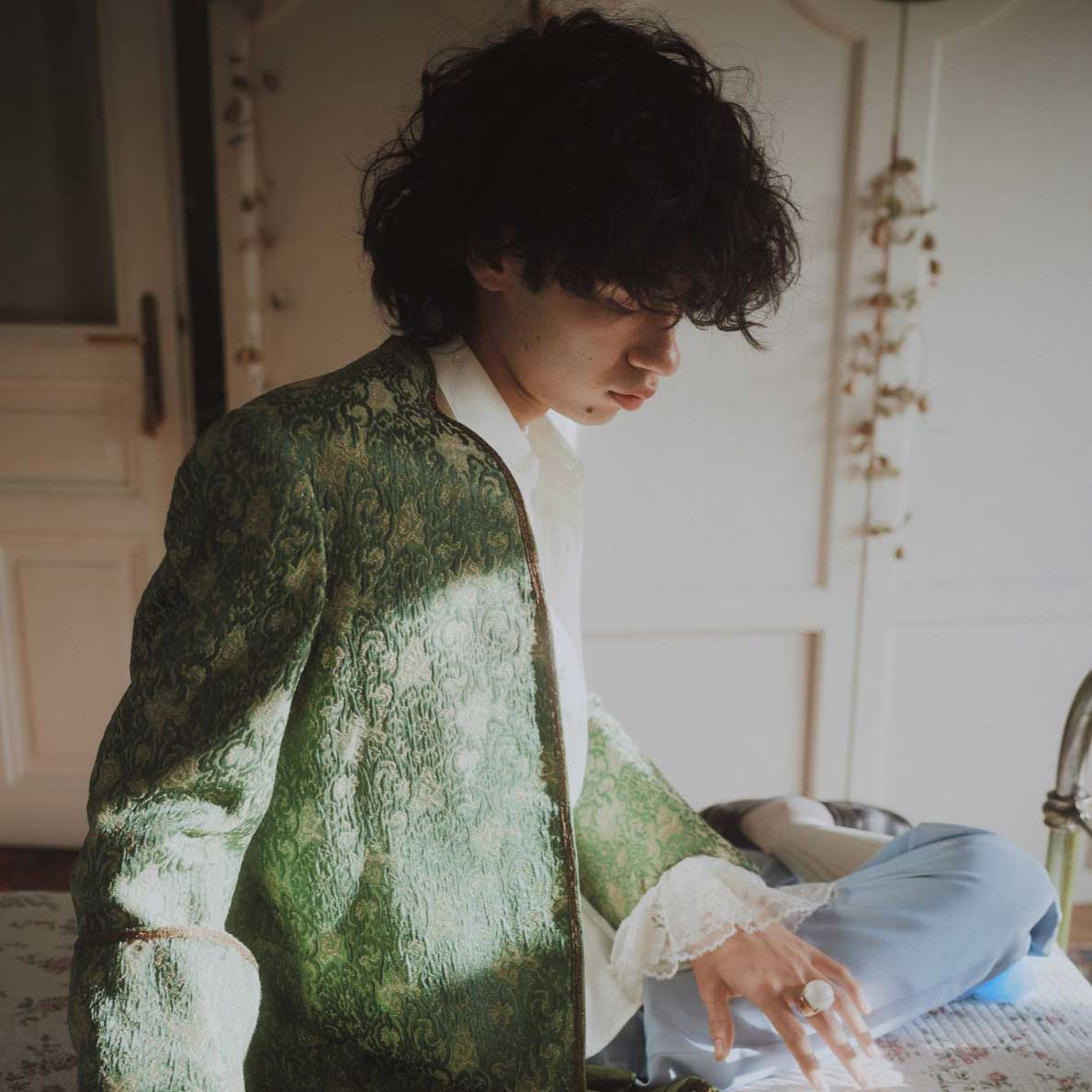 Lambert-Hofer-_Herrenkostüme_02